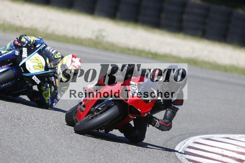 Archiv-2025/48 25.08.2025 Cornu Master School ADR/rot-rouge/106